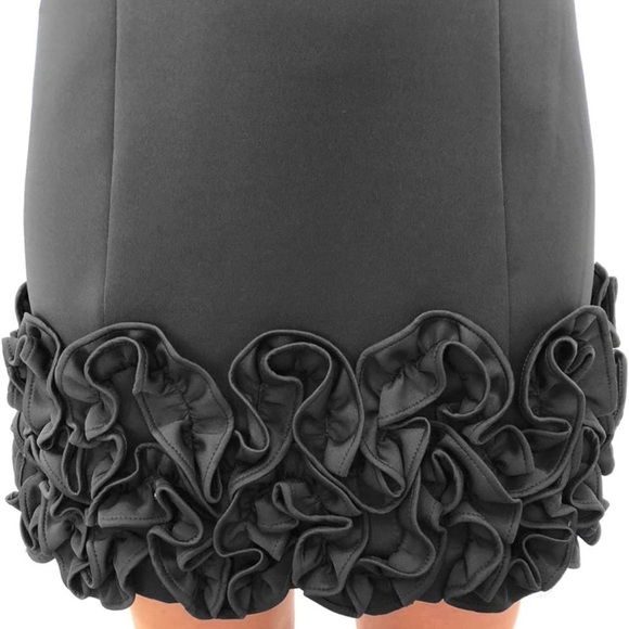 Donna Ricco V-Neck ruffle ham sleeveless dress. Size 6. - Picture 7 of 7